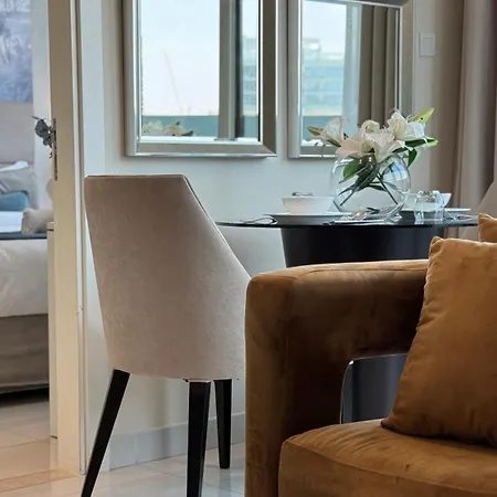 Magnificent - Damac Distinction Downtown Apartment Dubai Exterior photo